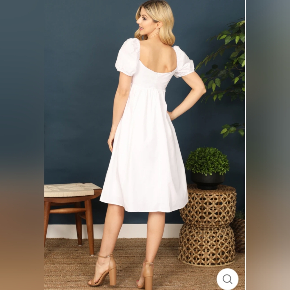White Dress Puff Sleeve Keyhole Multi-layered Renaissance Spring Wedding Dress - Picture 3 of 6